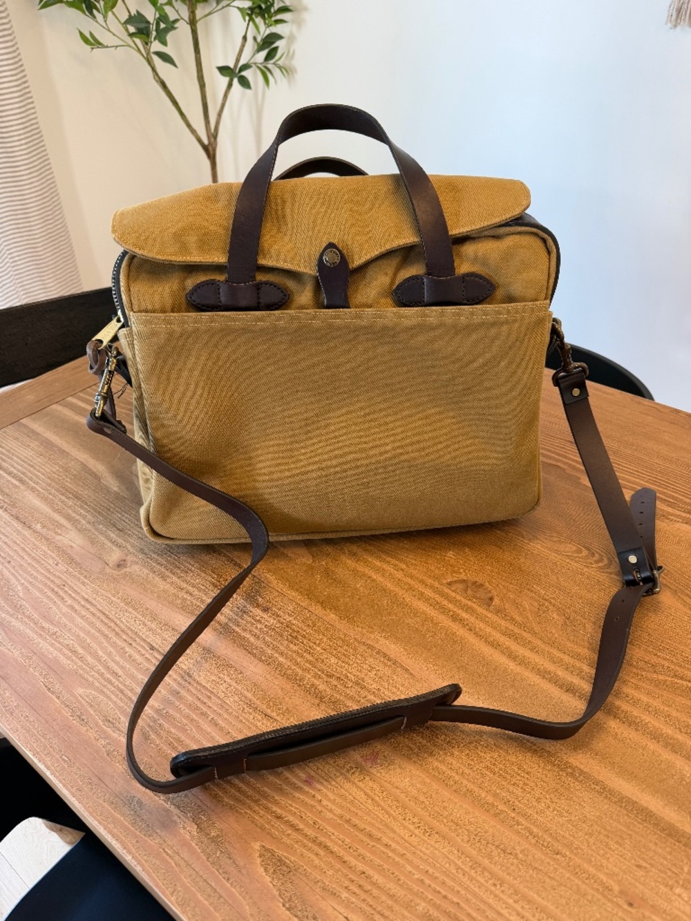 Filson Rugged Twill Original Briefcase – Barely Used